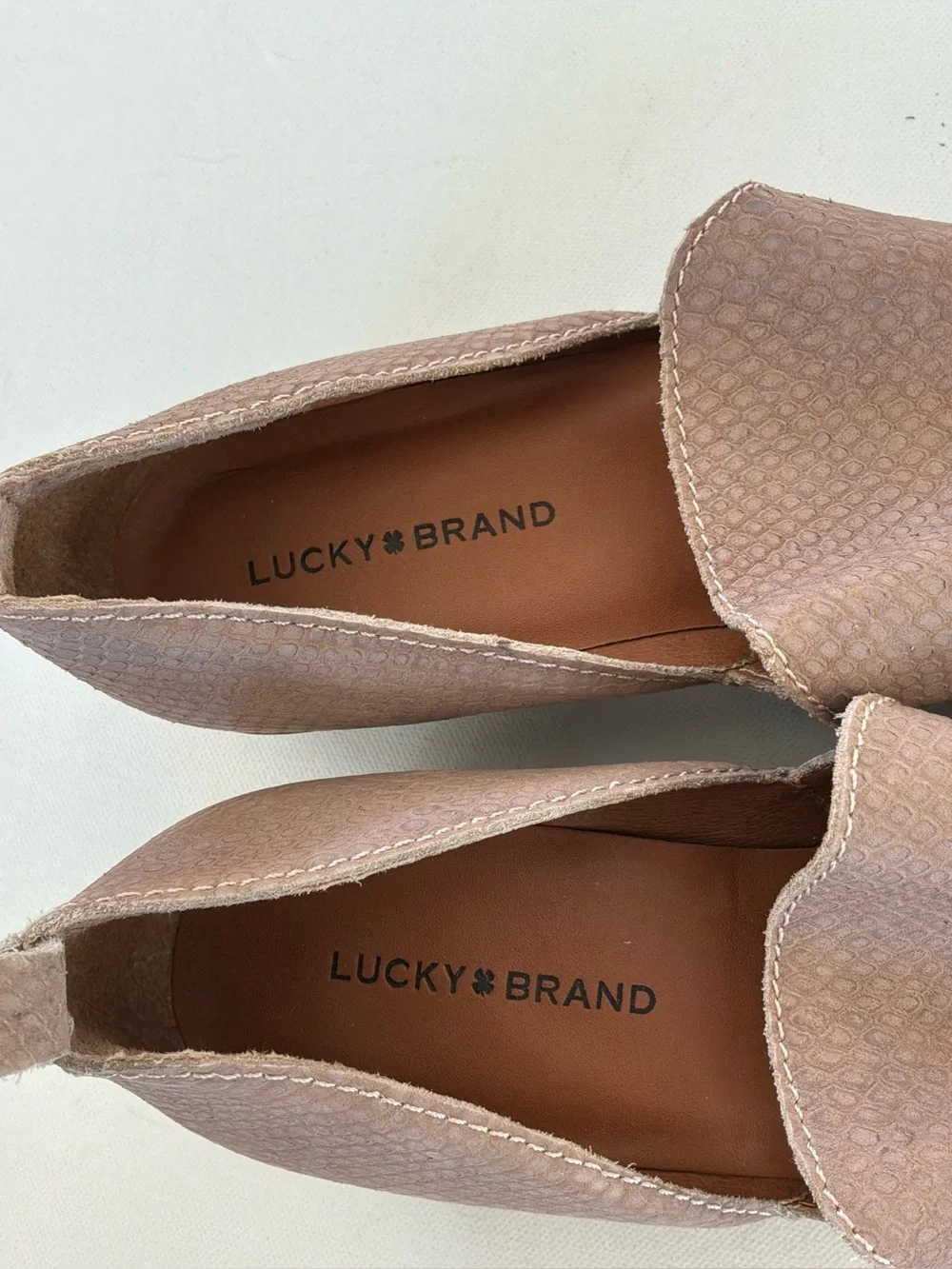 Lucky Brand Mahzan Blush Pink Leather Loafers Slip-On Shoes Women’s Size 7.5